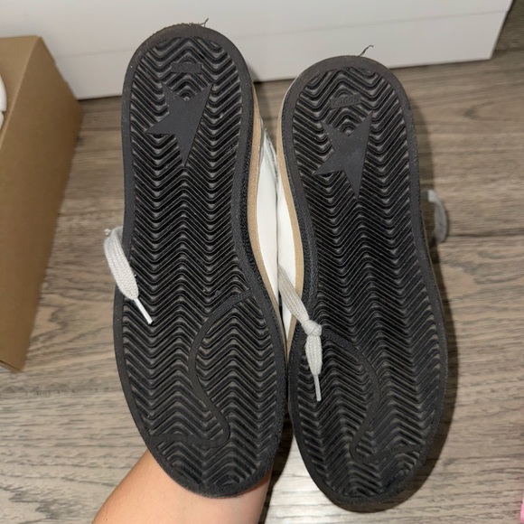 GOLDEN GOOSE women's sky-star with signature on the ankle and silver inserts - Picture 9 of 13